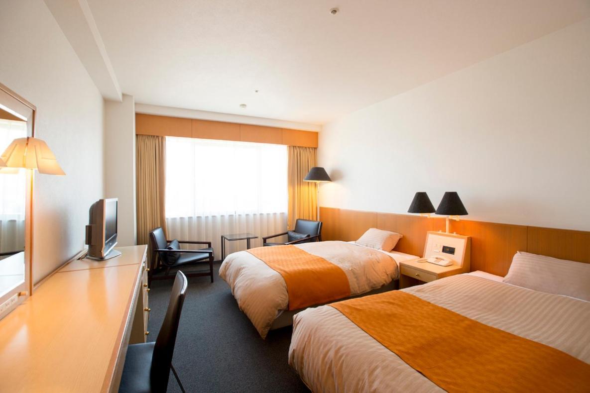 Hotel Granmirage Uozu Eksteriør bilde