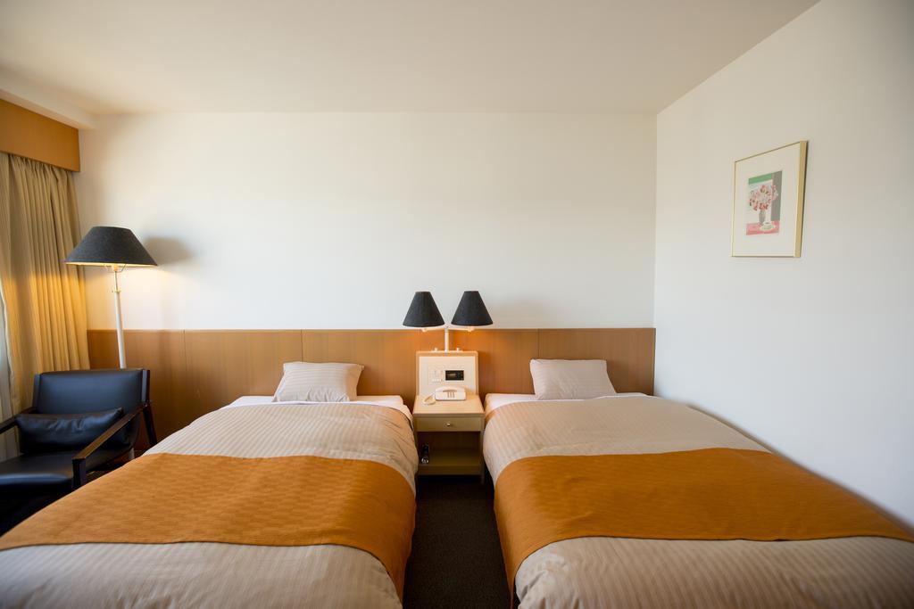 Hotel Granmirage Uozu Eksteriør bilde