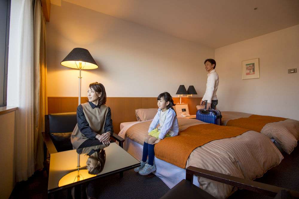 Hotel Granmirage Uozu Eksteriør bilde